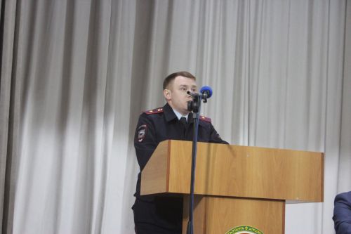 Җитәкчеләр хисап тота