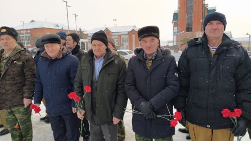 Бүген Әфганистанда хәрби хезмәт үткән ветераннар очрашты