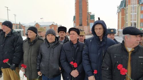 Бүген Әфганистанда хәрби хезмәт үткән ветераннар очрашты