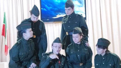 Арчаның В.Ф.Ежков ис. 1нче мәктәптә эчтән генә еладык