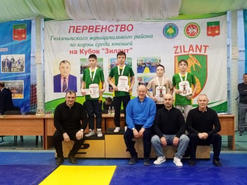 Арчалар ярышларда катнашып торалар һәм җиңәләр дә!