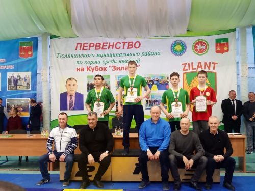 Арчалар ярышларда катнашып торалар һәм җиңәләр дә!