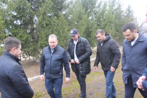 Район белән танышу дәвам итә