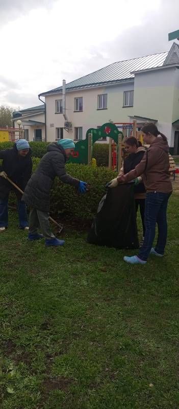 Барыбыз да изге эшкә: Арчаның 11 балалар бакчасында өмә үтте