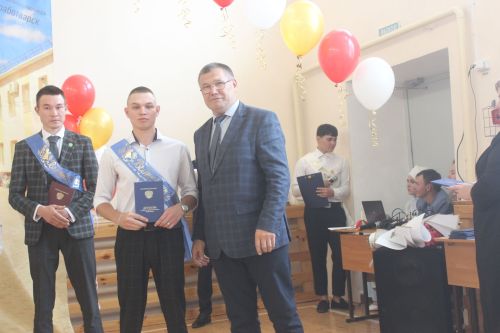Арча  агросәнәгать көллиятен тәмамлаучыларга дипломнар тапшырылды
