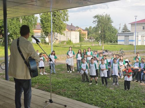 Яңа Кенәрдә «Ура, авылга!» лагерендә 60 бала ял итте