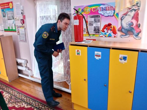 Комиссия һәр мәктәп, балалар бакчасын җентекләп тикшерә