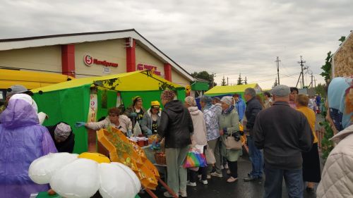 Арчада мәктәпләр ярминкәсе гөрли