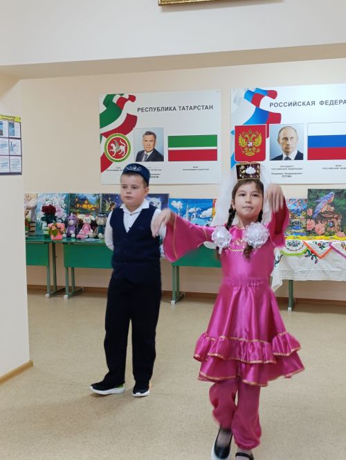 Район Иҗтимагый советының күчмә утырышы Яңасала ягында булды