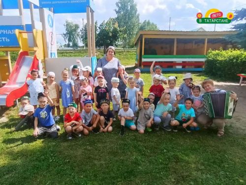 «Татарстанда җәй» проекты Яңа Кенәрдә дәвам итә: балалар өчен халык уеннары бәйрәме