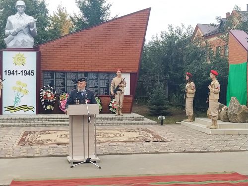 Яңа Кенәрдә сугышчан хәрәкәтләрдә катнашучылар хөрмәтенә ясалган һәйкәл ачылу