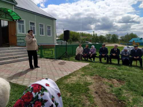 Махсус хәрби операциядә һәлак булган Айрат Галәветдиновка мемориаль такта ачылу