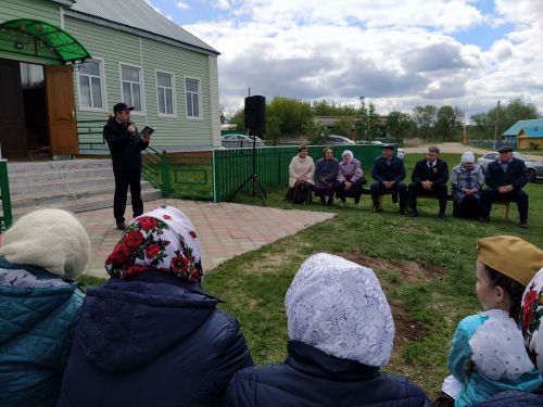 Махсус хәрби операциядә һәлак булган Айрат Галәветдиновка мемориаль такта ачылу