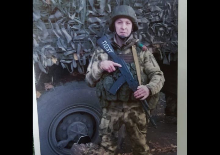 Махсус хәрби операциядә һәлак булган райондашыбыз Илнур Мөхәммәтсафинның әнисе: «Географияне яратты. Дөньяны күрәсе килде»