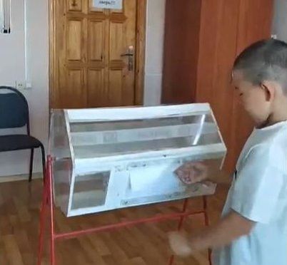 Район газетасына язылучылар арасында вәгъдә иткән бүләкне уйнаттык