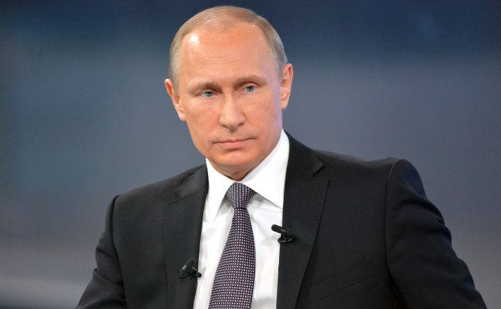 Путин минималь хезмәт хакыннан керем салымы тотып калу мәсьәләсен хәл итәчәген әйтте