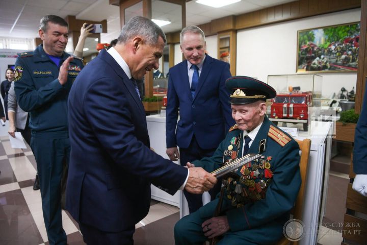 Ветеран Великой Отечественной войны и пожарной охраны удостоился Благодарности Президента