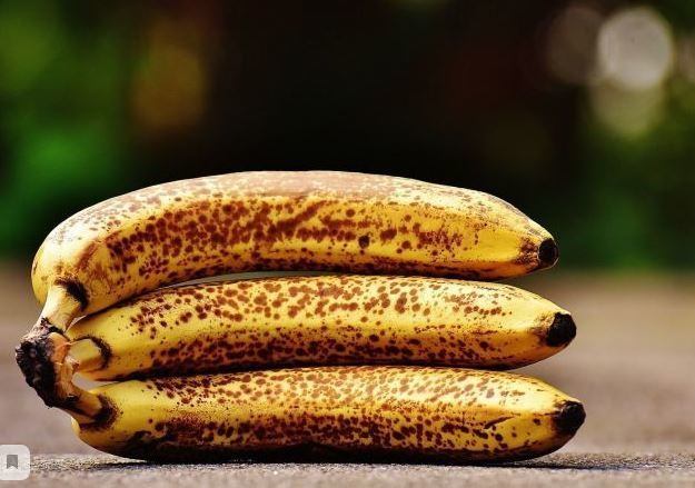 Стоит ли покупать бананы с коричневыми пятнами?