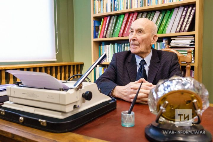 Равил Фәйзуллин музее ачылды: «Мәктәптә музейлар ачылсын, мәктәпләр музейга әйләнмәсен»