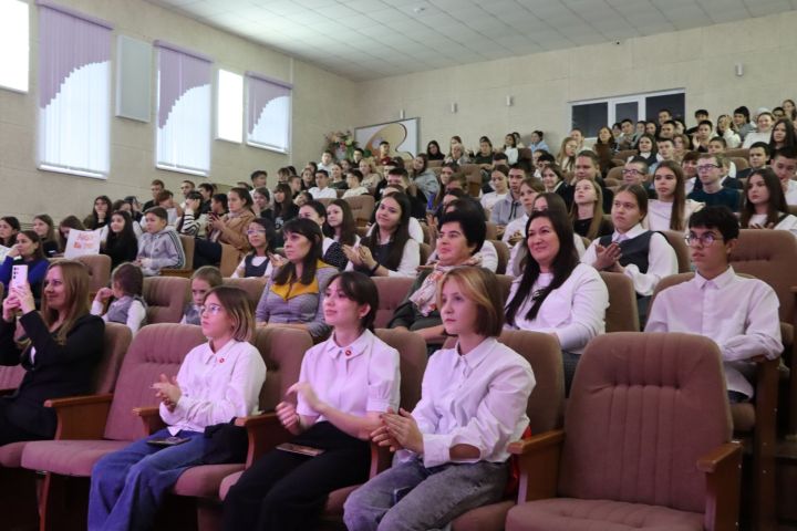 Арчада “Алдынгылар советы” рәисен сайлау һәм “Беренчеләр хәрәкәте”нә кабул итү тантаналары узды