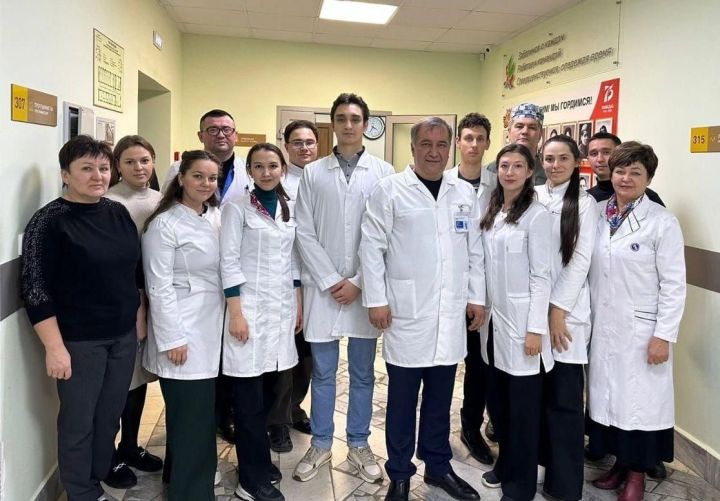 Арча районы үзәк хастаханәсенә эшкә яшь белгечләр кайтты