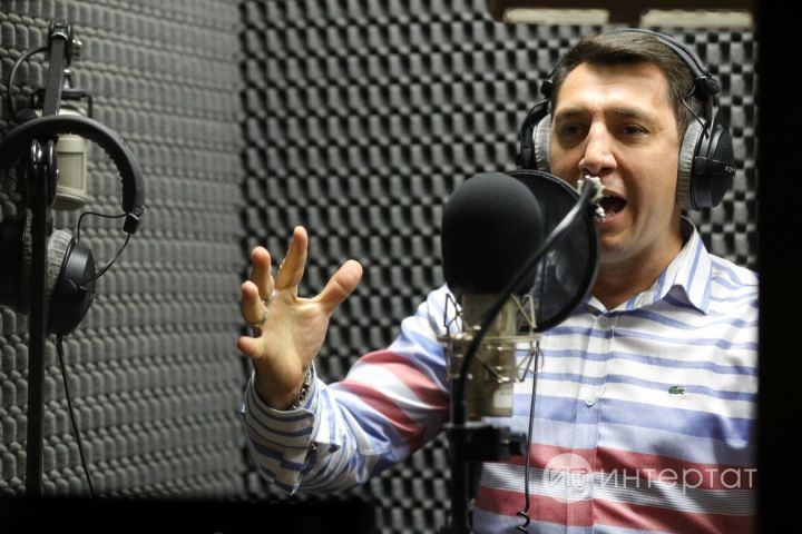 Фирдүс Тямаев тагын операциягә керә: «Бәлки, бу – эстрададан китәргә бер билгедер миңа» (»Интертат,», Гөлназ Хәбибуллина)
