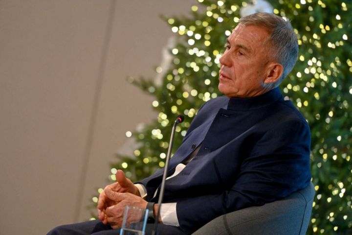 Татарстан Рәисе Россиянең зур җиңүен атады