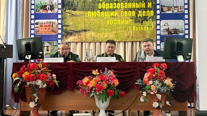 Татарстан урман хуҗалыгы министры Арча оешмалары эшенә уңай бәя бирде