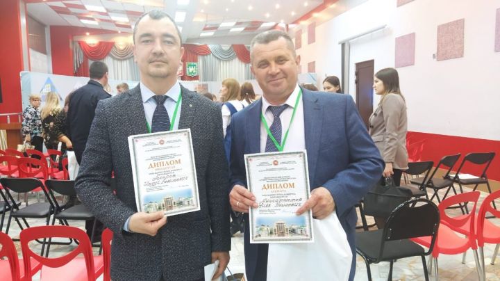 Җәмәгать тәрбиячеләре бәйгесе башка бәйгеләргә охшамаган