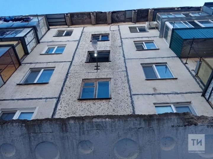 В Татарстане из окна седьмого этажа выпал ребенок