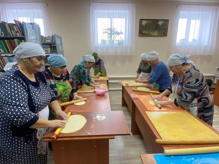 Рәхмәт сезгә авылдашлар! Махсус хәрби операциядә катнашучылар исән-сау әйләнеп кайтсыннар!