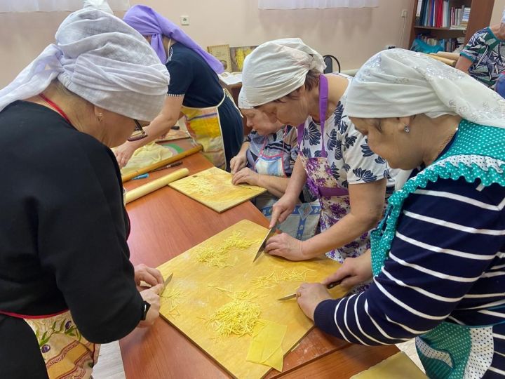 Рәхмәт сезгә авылдашлар! Махсус хәрби операциядә катнашучылар исән-сау әйләнеп кайтсыннар!