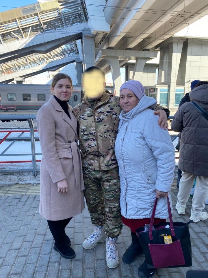 Фанис Ахунов из Арска спас товарища, получил ранение, но не бросил свой пост