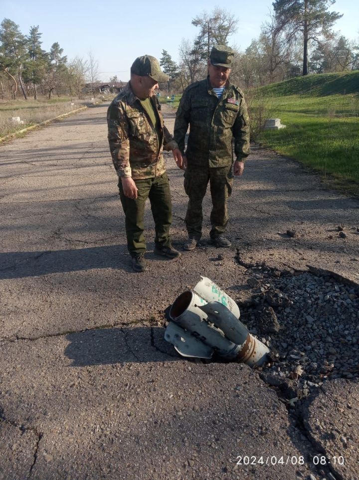 Очраштылар, балаларны сөендерделәр