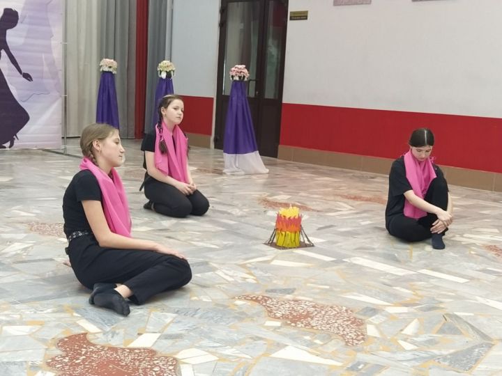 Арчада Бөек Җиңүнең 79 еллыгына багышланган бал үтте