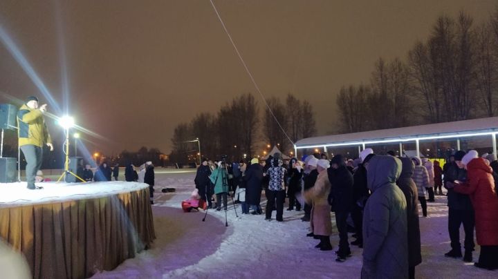 Искечә Яңа ел белән!