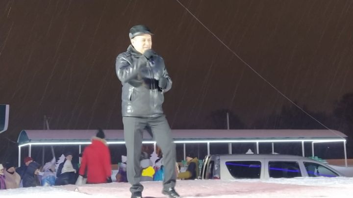 Искечә Яңа ел белән!