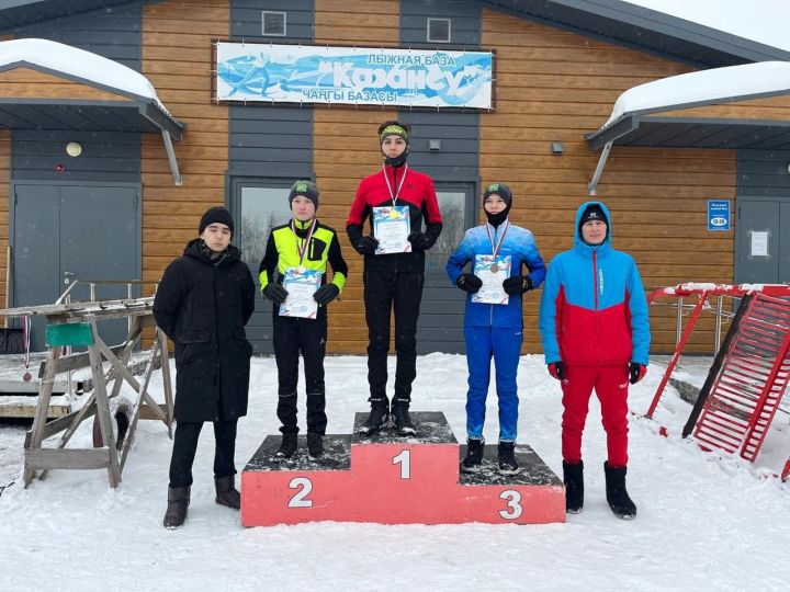 Арчада чаңгычылар ярышты