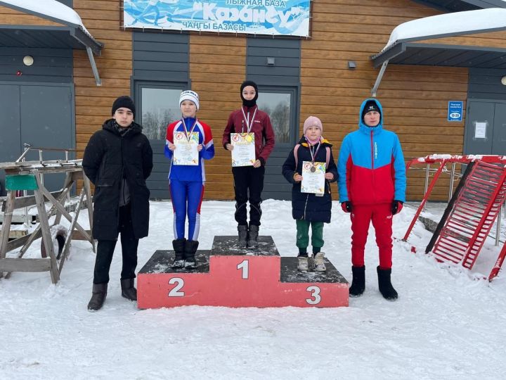 Арчада чаңгычылар ярышты