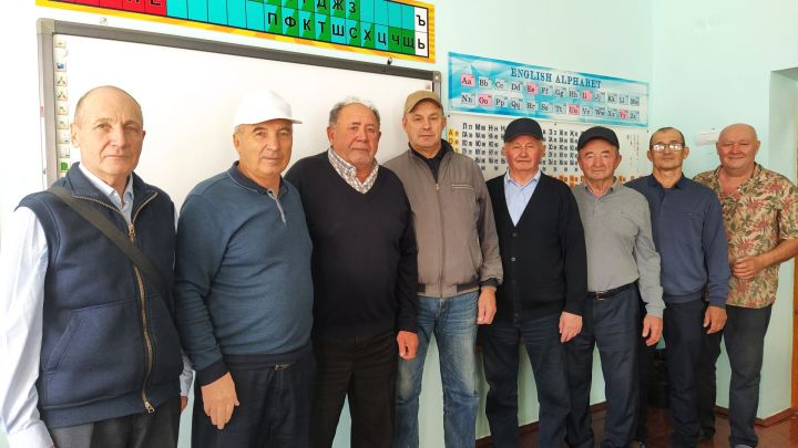 Өлкәннәр ункөнлеге уңаеннан шахмат ярышы узды