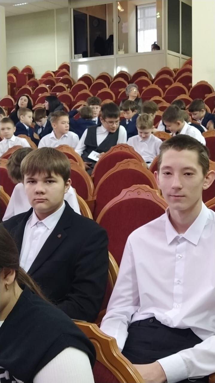 Көчле спортчыларны, тренерларны котладылар