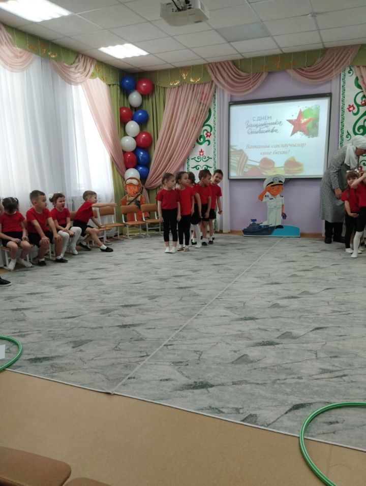 Арчаның беренче балалар бакчасына әтиләр кунакка килде