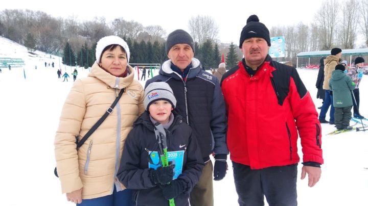 «Россия чаңгы юлы - 2025» ярышына Арчага авыллардан гаилә белән дә килделәр