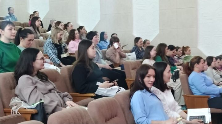 Районда йөкле хатыннарны хөрмәтләделәр