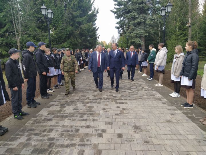 Кырлайда шигырь бәйрәме