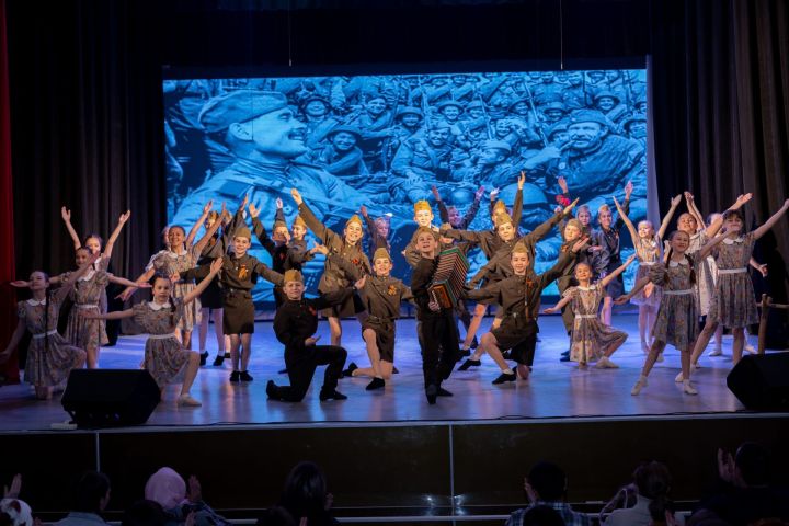 В Арском районном Доме культуры прошел отчетный благотворительный концерт Арской детской школы искусств