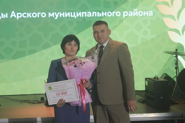 Арчада хезмәт алдынгыларын хөрмәтләделәр (фоторепортаж)