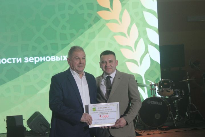 Арчада хезмәт алдынгыларын хөрмәтләделәр (фоторепортаж)