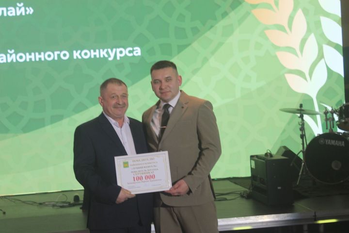 Арчада хезмәт алдынгыларын хөрмәтләделәр (фоторепортаж)