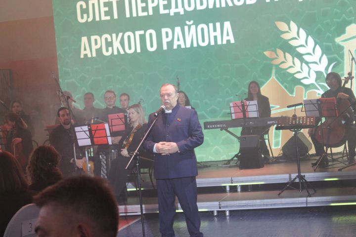 Арчада хезмәт алдынгыларын хөрмәтләделәр (фоторепортаж)